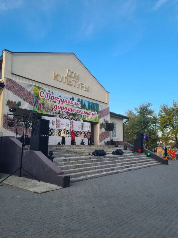 Сегодня в селе Протягайловка отмечают храмовый праздник Сегодня в селе Протягайловка отмечают храмовый праздник