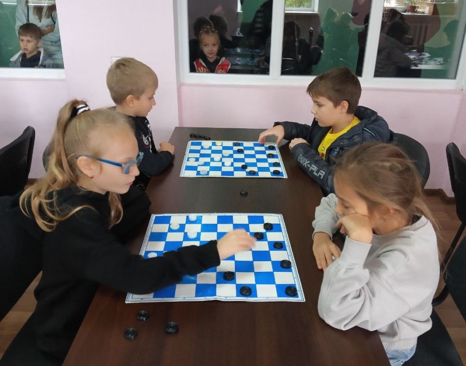 Турнир по быстрым шашкам ко Дню города провели в Тирасполе