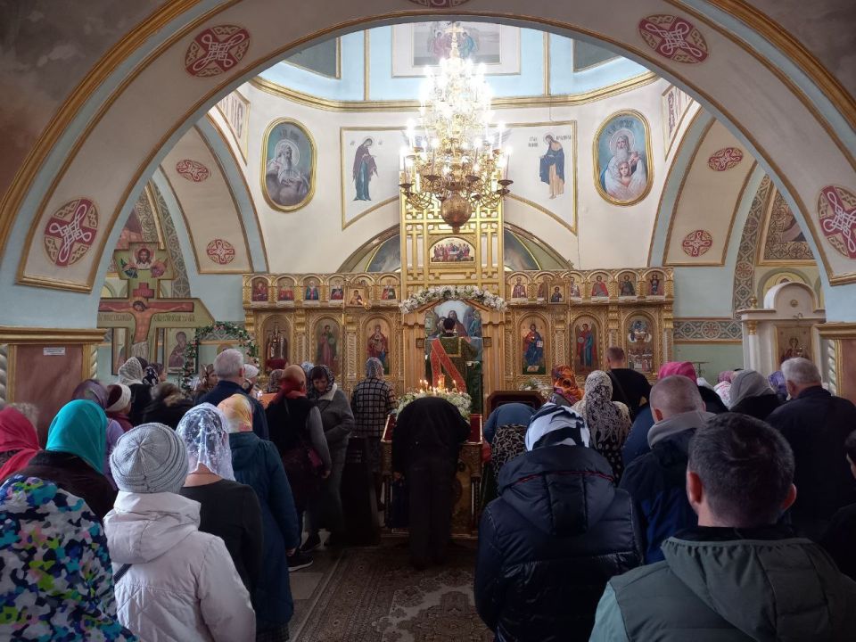 В Дубоссарах в честь храмового праздника проходит литургия, посвящённая Параскеве Сербской — небесной покровительницы города