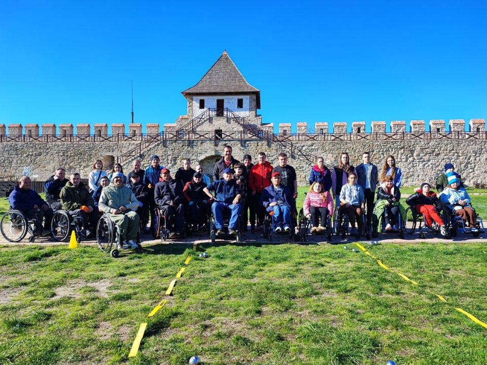 В Бендерской крепости прошёл пятый открытый турнир по петанку В Бендерской крепости прошёл пятый открытый турнир по петанку