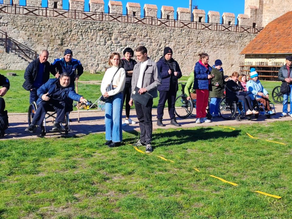 В Бендерской крепости прошёл пятый открытый турнир по петанку В Бендерской крепости прошёл пятый открытый турнир по петанку