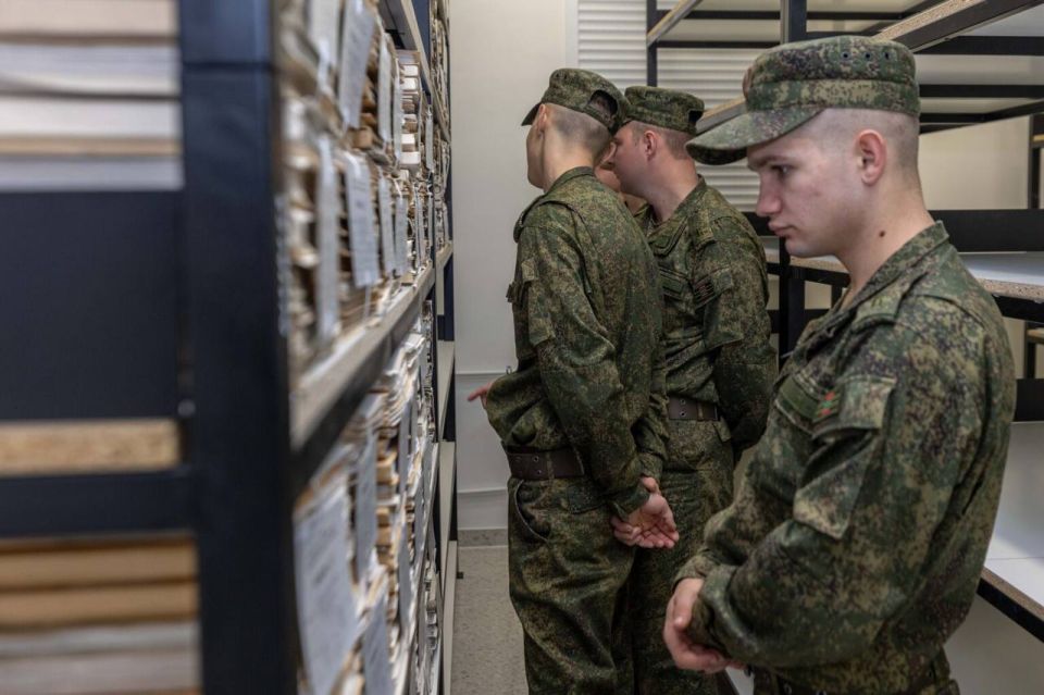 КУРСАНТЫ ВОЕННОГО ИНСТИТУТА ПОСЕТИЛИ НОВОЕ ЗДАНИЕ ГОСУДАРСТВЕННЫХ АРХИВОВ ПМР КУРСАНТЫ ВОЕННОГО ИНСТИТУТА ПОСЕТИЛИ НОВОЕ ЗДАНИЕ ГОСУДАРСТВЕННЫХ АРХИВОВ ПМР