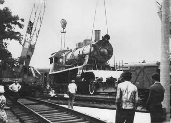 Легендарному музею-паровозу - 48 лет