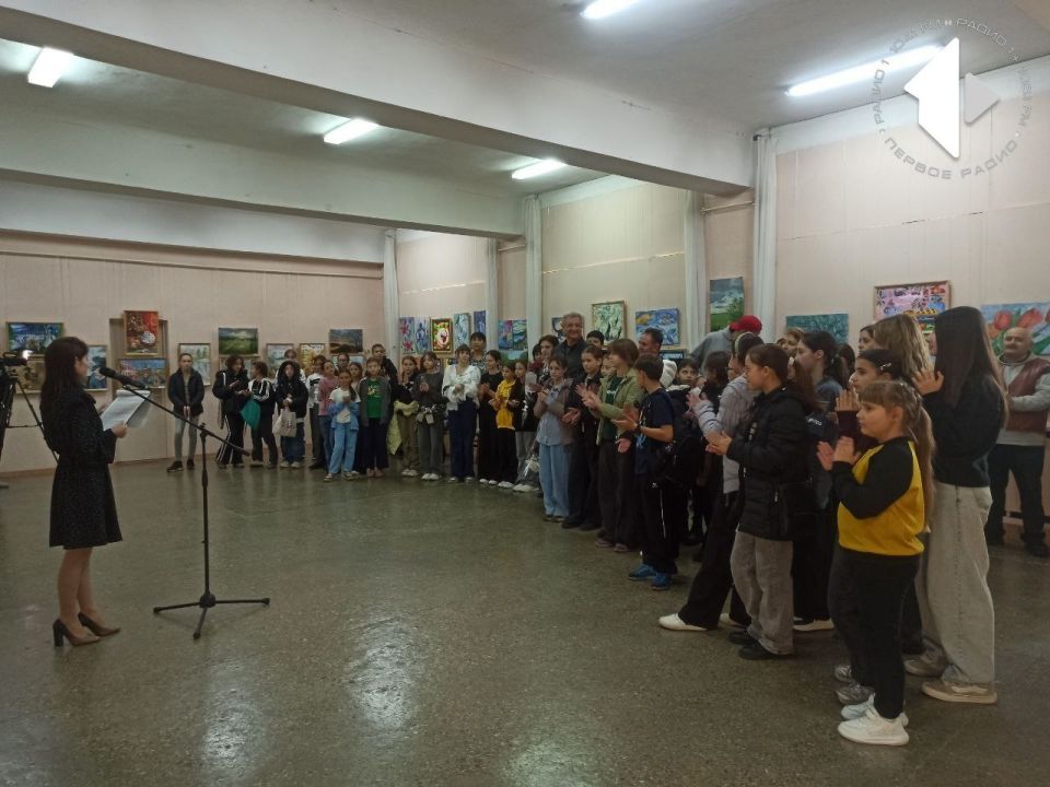 Сегодня в Дубоссарах отметили четверть века со дня основания городской картинной галереи Сегодня в Дубоссарах отметили четверть века со дня основания городской картинной галереи