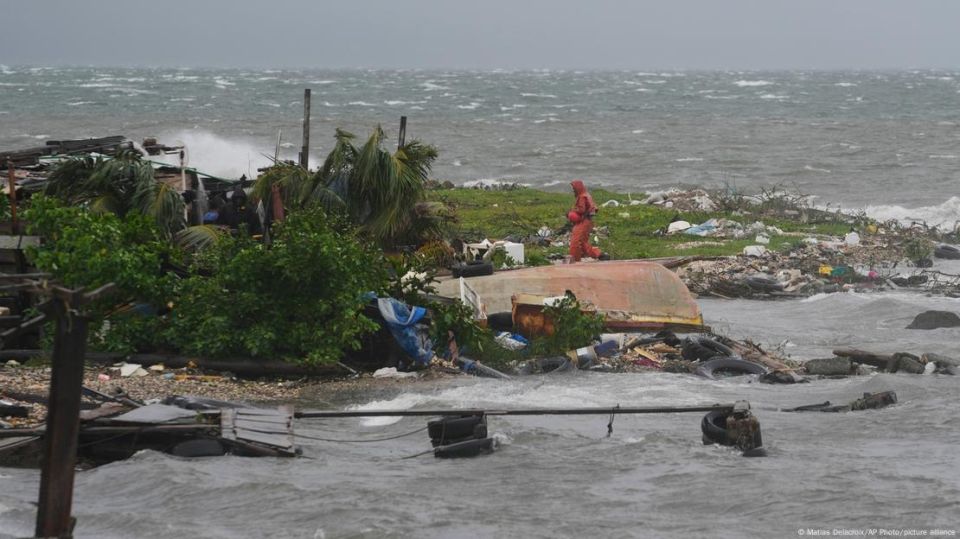 Разрушительный ураган «Мелисса» ударил по Ямайке Разрушительный ураган «Мелисса» ударил по Ямайке
