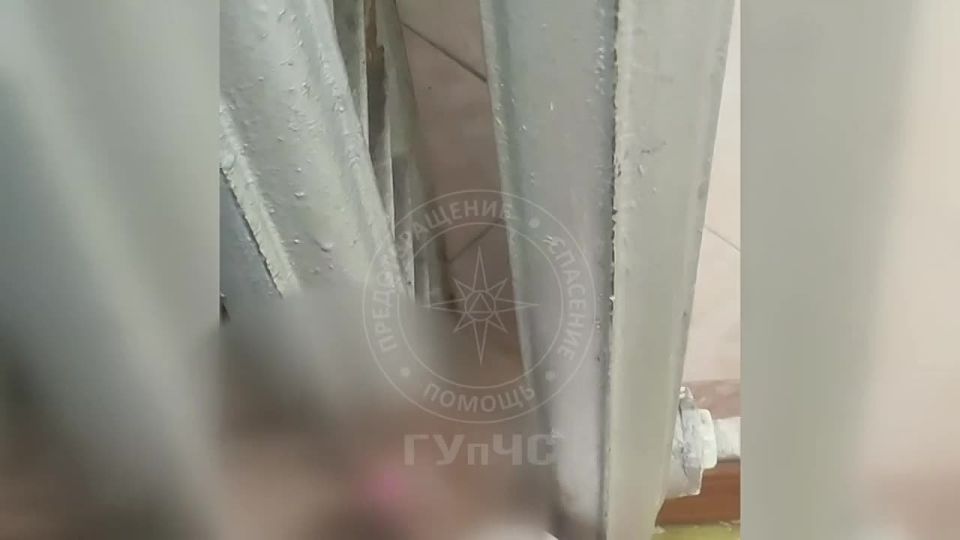 На видео плач маленькой девочки