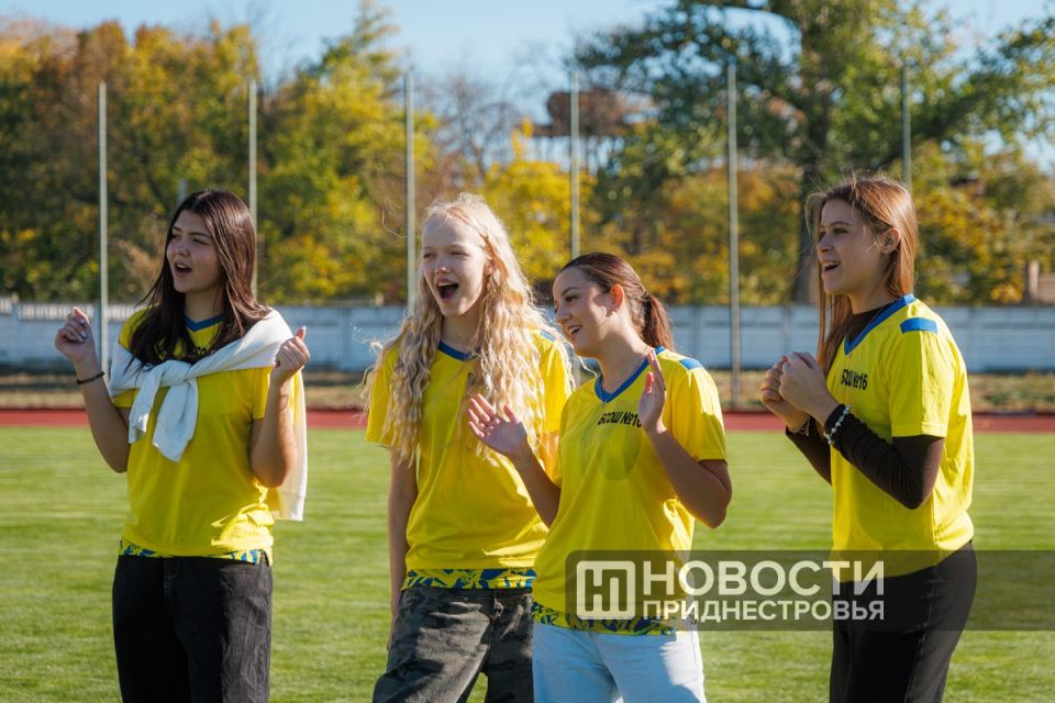 Финалы отборочного тура футбольного турнира школьников «Кожаный мяч» прошли в Тирасполе и Бендерах Финалы отборочного тура футбольного турнира школьников «Кожаный мяч» прошли в Тирасполе и Бендерах