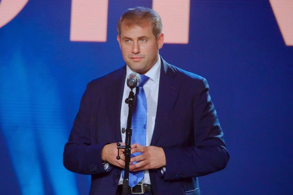 Друзья, мы это сделали! Вместе с Вами мы наградили тех, кто вносит вклад в развитие сотрудничества, сохранение традиционных ценностей и укрепление культурных связей на нашем континенте Евразия Друзья, мы это сделали! Вместе с Вами мы наградили тех, кто вносит вклад в развитие сотрудничества, сохранение традиционных ценностей и укрепление культурных связей на нашем континенте Евразия