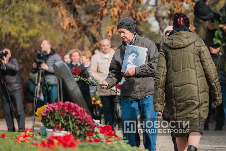 Память погибших во время политических репрессий 1937-38 годов почтили в Тираспольской крепости