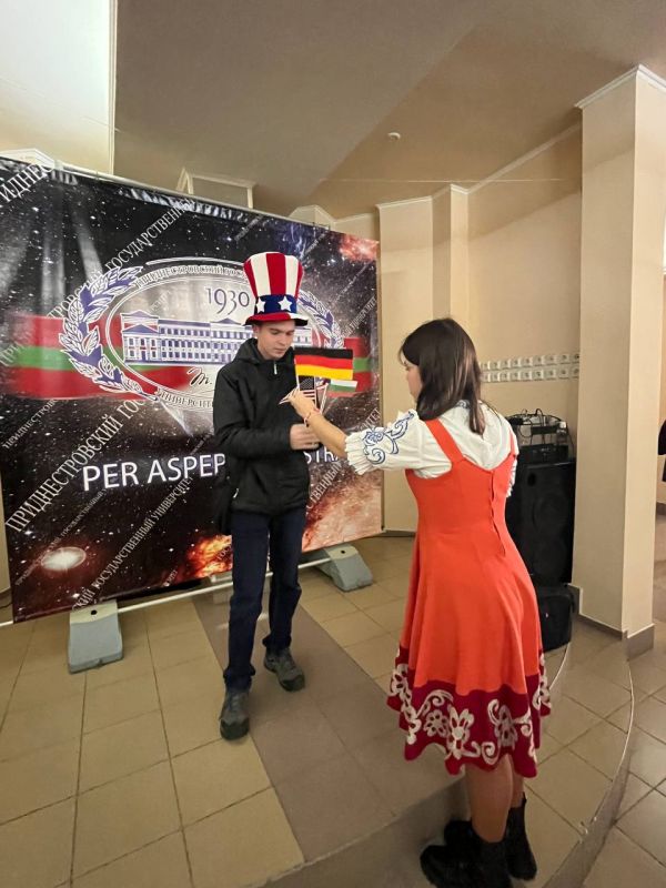 В Культурно-просветительном центре прошла ярмарка студенческих клубов ПГУ В Культурно-просветительном центре прошла ярмарка студенческих клубов ПГУ