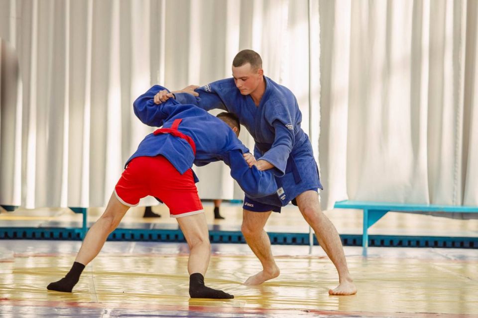 В ВООРУЖЕННЫХ СИЛАХ ПРОШЕЛ ЧЕМПИОНАТ ПО САМБО НА КУБОК МИНИСТРА ОБОРОНЫ В ВООРУЖЕННЫХ СИЛАХ ПРОШЕЛ ЧЕМПИОНАТ ПО САМБО НА КУБОК МИНИСТРА ОБОРОНЫ