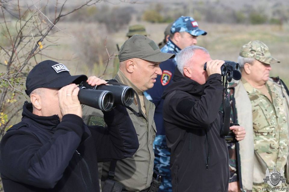 Бойцы спецназа «Днестр» провели 5 дней на полевом выходе, отрабатывая тактику и взаимодействие в команде Бойцы спецназа «Днестр» провели 5 дней на полевом выходе, отрабатывая тактику и взаимодействие в команде