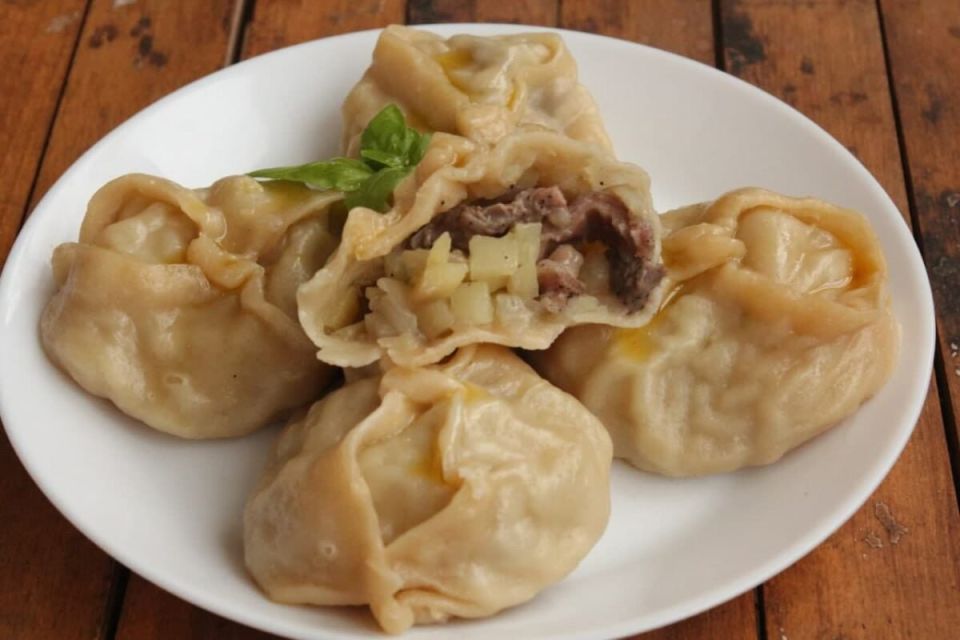 В Узбекистане женщина жестоко убила свекровь, приготовила из неё манты, а затем зарезала собственного мужа — пишут местные СМИ