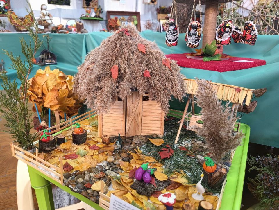 Для первых посетителей выставки — экскурсия Для первых посетителей выставки — экскурсия