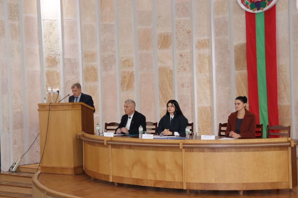 30 октября состоялась очередная 75-я сессия Совета народных депутатов Слободзейского района и города Слободзея 30 октября состоялась очередная 75-я сессия Совета народных депутатов Слободзейского района и города Слободзея