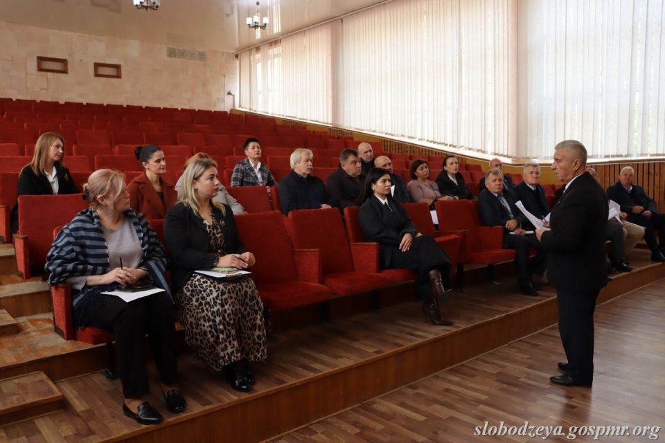 В госадминистрации состоялось совещание с главами населенных пунктов района В госадминистрации состоялось совещание с главами населенных пунктов района