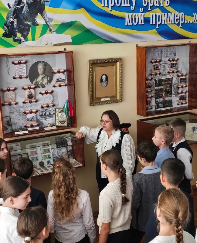 Урок истории в музее Суворова Урок истории в музее Суворова