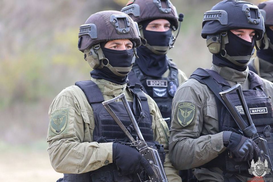 Отряд спецназа МВД «Днестр» 5 дней провёл на полевом выходе: отработали штурм опорного пункта, огневое упражнение на пересечённой местности, действия по задержанию преступников, работу снайперов и стрельбу по дронам Отряд спецназа МВД «Днестр» 5 дней провёл на полевом выходе: отработали штурм опорного пункта, огневое упражнение на пересечённой местности, действия по задержанию преступников, работу снайперов и стрельбу по дронам