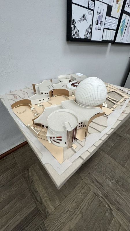Выставка «Архитектурный инсайт» открылась в Бендерах: студенты кафедры архитектуры и дизайна показали макеты и чертежи своих проектов