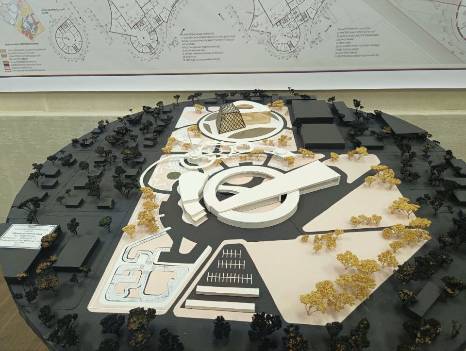 В Приднестровском государственном художественном музее открылась выставка кафедры «Архитектура и дизайн» Бендерского политехнического института В Приднестровском государственном художественном музее открылась выставка кафедры «Архитектура и дизайн» Бендерского политехнического института