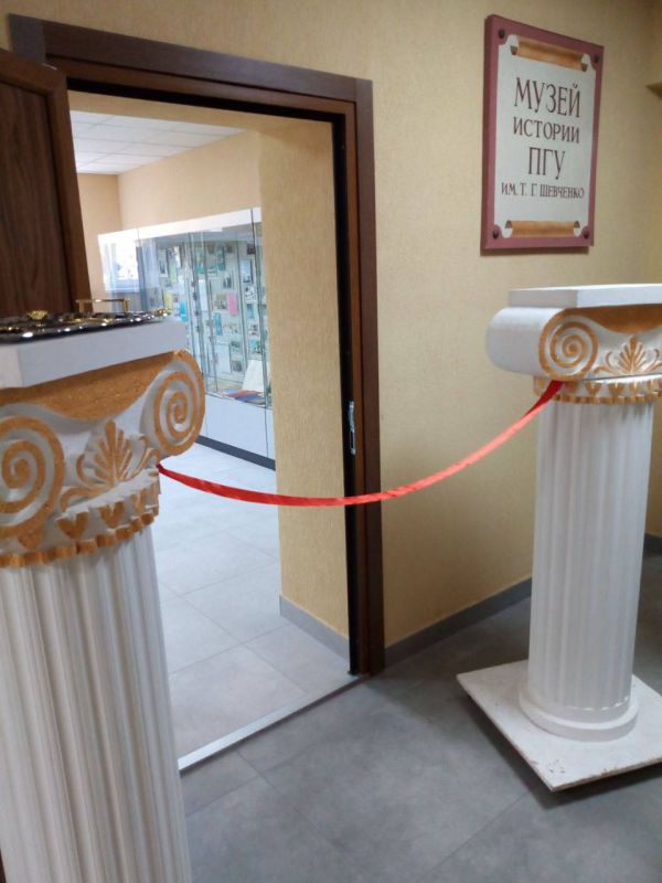 В Приднестровском госуниверситете открыли обновленный музей истории ПГУ В Приднестровском госуниверситете открыли обновленный музей истории ПГУ