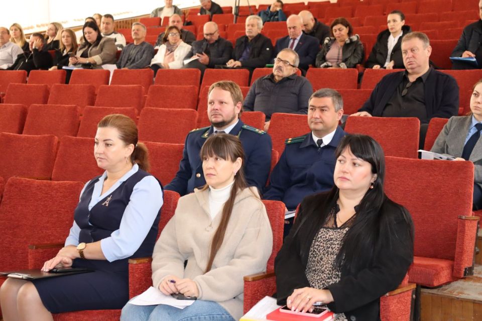 30 октября состоялась очередная 75-я сессия Совета народных депутатов Слободзейского района и города Слободзея 30 октября состоялась очередная 75-я сессия Совета народных депутатов Слободзейского района и города Слободзея