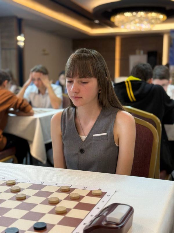 Еще одна медаль молодежного чемпионата мира по шашкам-64