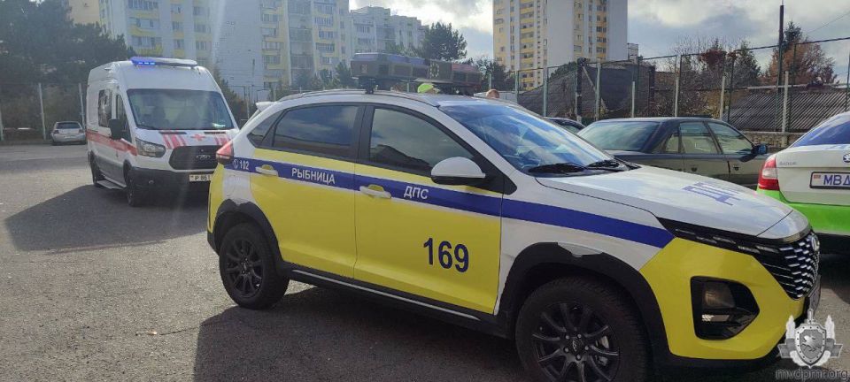 Уступите дорогу ради спасения жизни! Уступите дорогу ради спасения жизни!