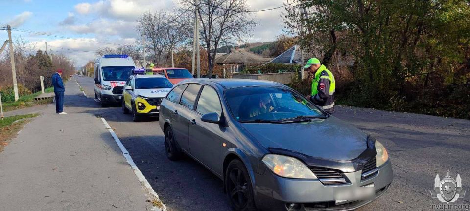 Уступите дорогу ради спасения жизни! Уступите дорогу ради спасения жизни!