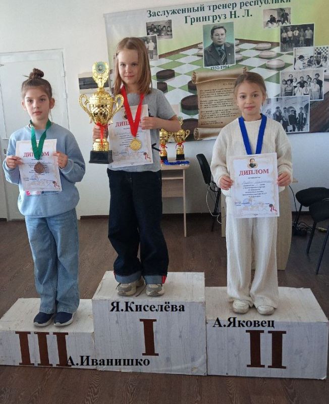 Медали «Мемориала Николая Грингруза» разыграли и среди детей Медали «Мемориала Николая Грингруза» разыграли и среди детей