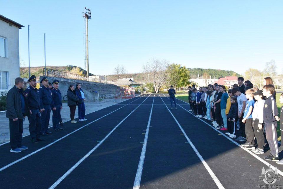 Состязания юных легкоатлетов в Каменке Состязания юных легкоатлетов в Каменке