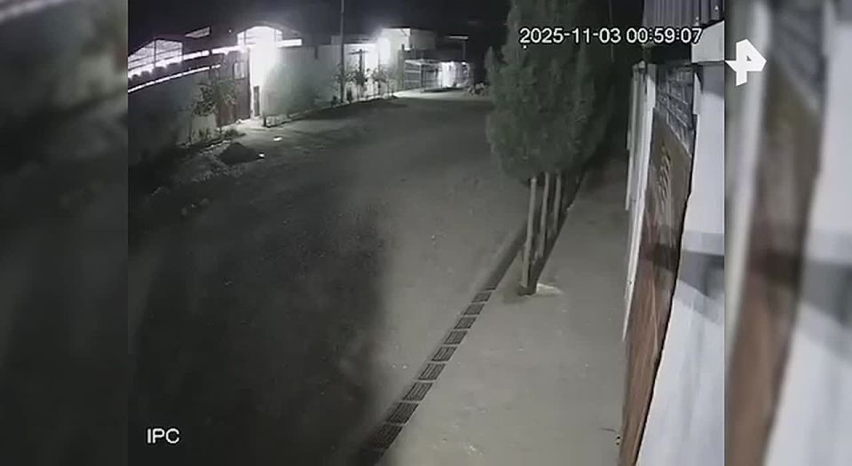 Серьезное землетрясение произошло ночью в городе Мазари-Шариф в Афганистане: сила толчков достигла 6,3 баллов, пишет РИА «Новости»