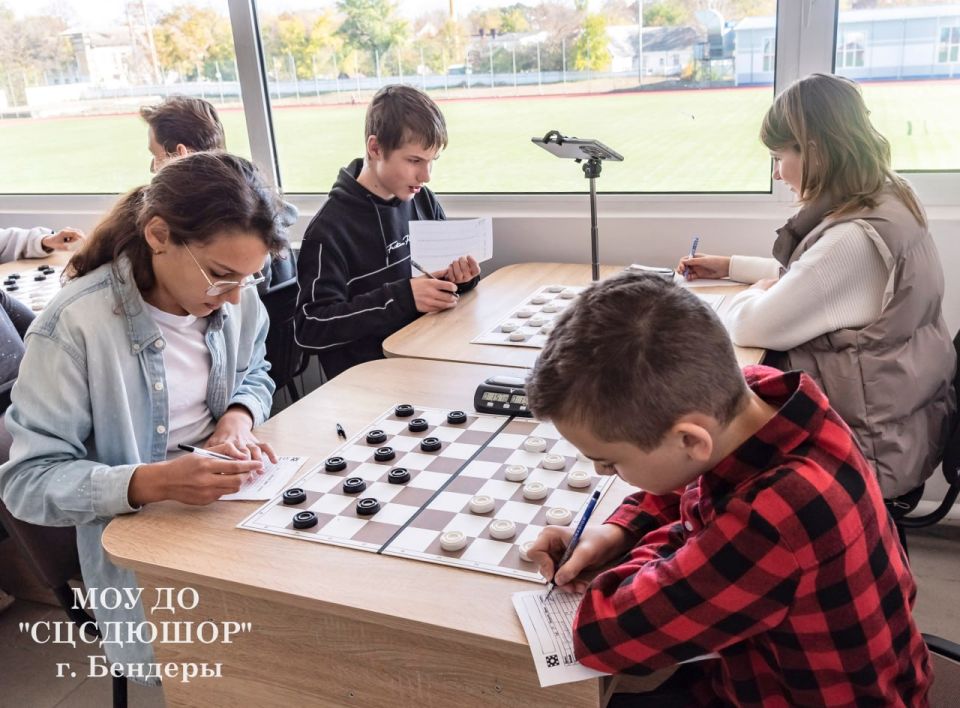 Мемориальный турнир по шашкам памяти Николая Грингруза Мемориальный турнир по шашкам памяти Николая Грингруза