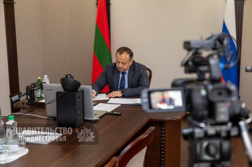 На совещании у премьера Александра Розенберга обсудили состояние внутридомовых сетей и объектов инфраструктуры