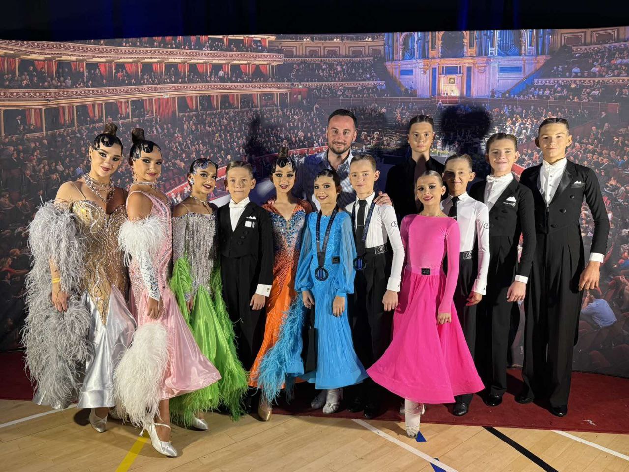 Танцевальная сборная Приднестровья по спортивным бальным танцам выиграла 12 медалей на «International Dance Festival»: 6 золотых, 3 серебряных и 3 бронзовых Танцевальная сборная Приднестровья по спортивным бальным танцам выиграла 12 медалей на «International Dance Festival»: 6 золотых, 3 серебряных и 3 бронзовых