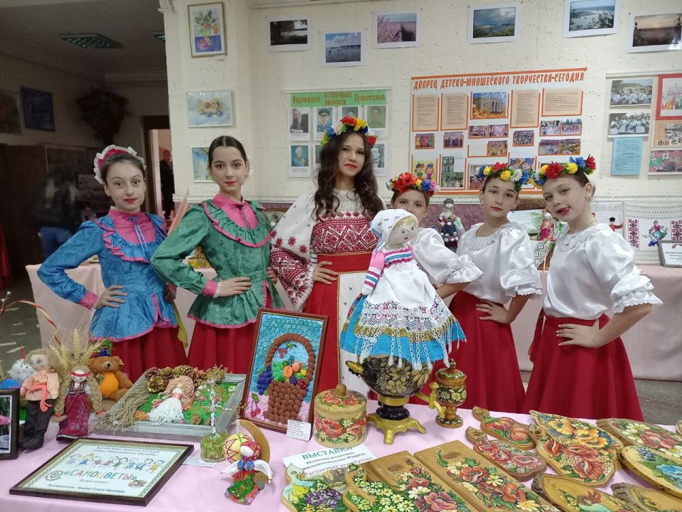 III Республиканский фестиваль русской культуры «Мы вместе» проходит сейчас в Дубоссарах III Республиканский фестиваль русской культуры «Мы вместе» проходит сейчас в Дубоссарах