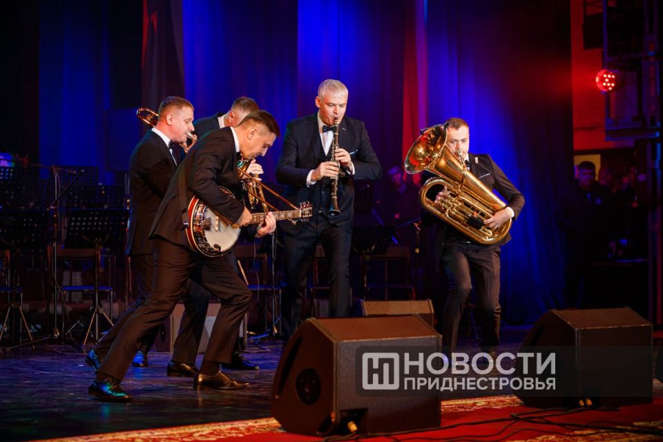 Джаз, блюз, этно и современные мелодии: 16 ноября во Дворце Республики в Тирасполе пройдёт XIII Международный фестиваль духовой и джазовой музыки «Фанфары Днестра» Джаз, блюз, этно и современные мелодии: 16 ноября во Дворце Республики в Тирасполе пройдёт XIII Международный фестиваль духовой и джазовой музыки «Фанфары Днестра»