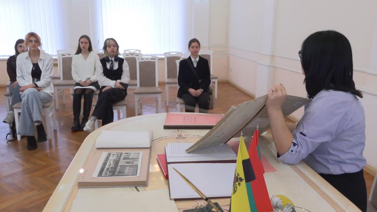 Экскурсия в ЗАГС для юных журналистов Экскурсия в ЗАГС для юных журналистов