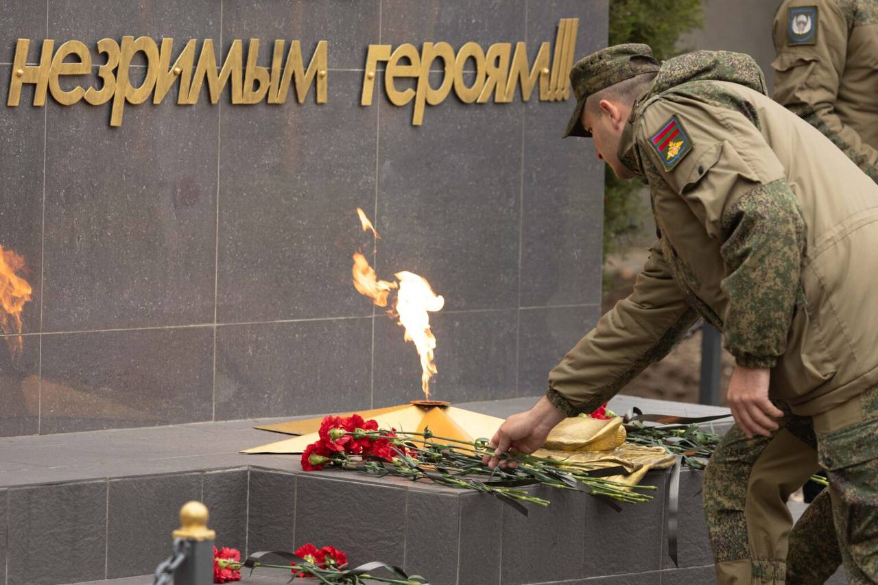 ВОЕННЫЕ РАЗВЕДЧИКИ ОТМЕЧАЮТ ПРОФЕССИОНАЛЬНЫЙ ПРАЗДНИК ВОЕННЫЕ РАЗВЕДЧИКИ ОТМЕЧАЮТ ПРОФЕССИОНАЛЬНЫЙ ПРАЗДНИК