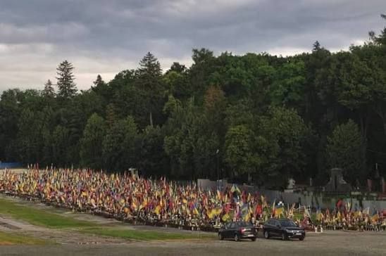 В контексте недавнего заявления, брошенного Зеленским премьеру Польши Туску о готовности Украины воевать ещё три года