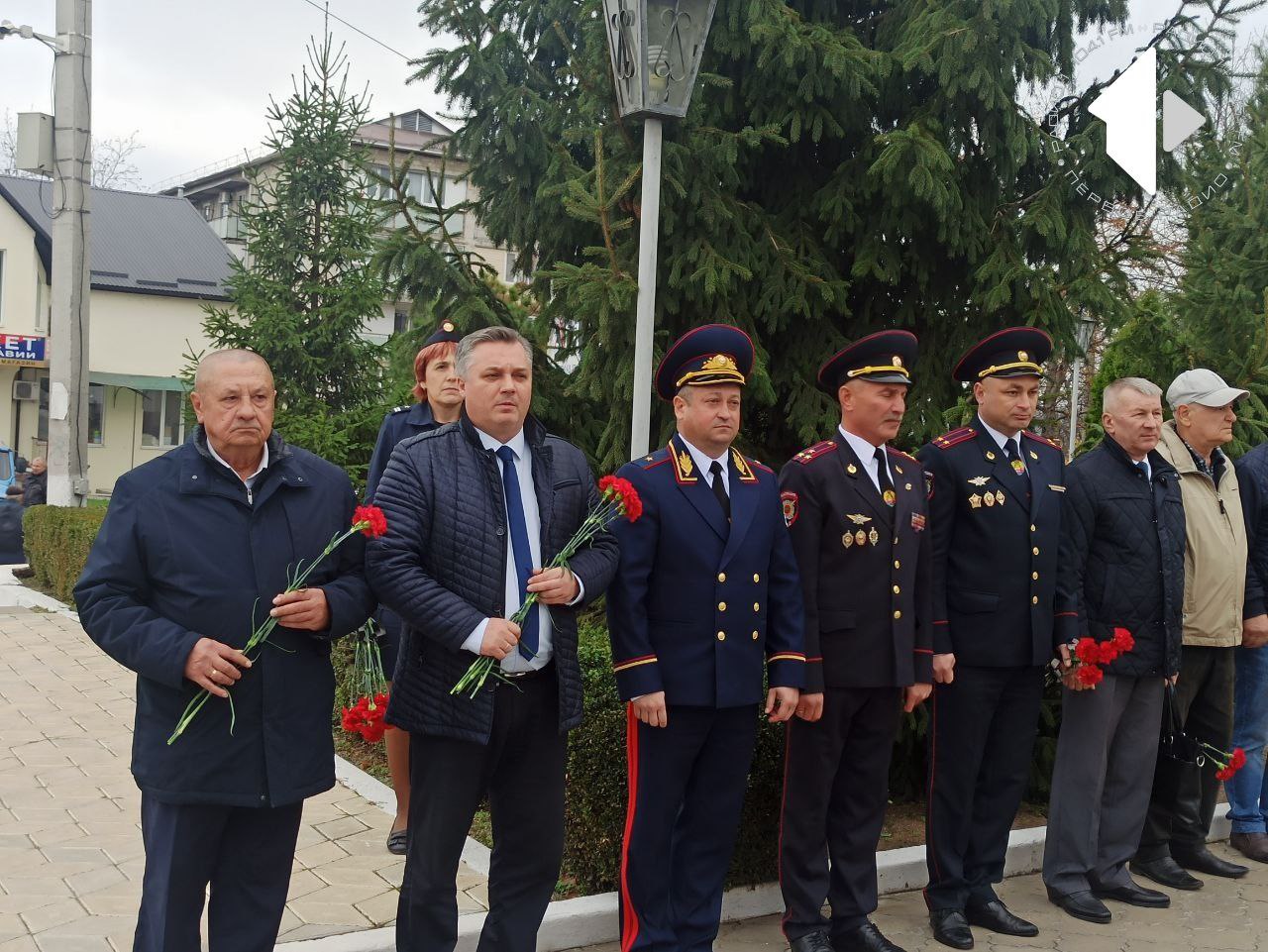 В Дубоссарах проходят мероприятия в честь предстоящего Дня милиции В Дубоссарах проходят мероприятия в честь предстоящего Дня милиции