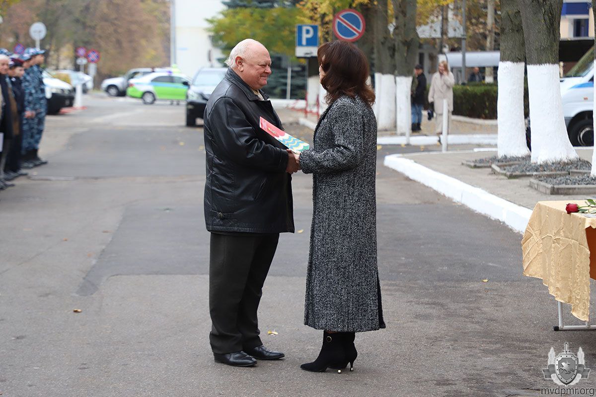 Верность присяге — верность народу Верность присяге — верность народу
