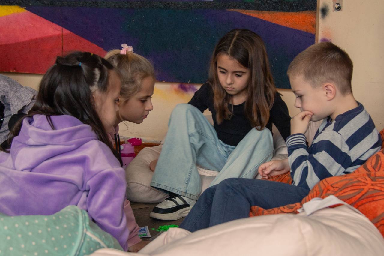 Во Дворце культуры им. П. Ткаченко продолжается осенний лагерь для детей Во Дворце культуры им. П. Ткаченко продолжается осенний лагерь для детей