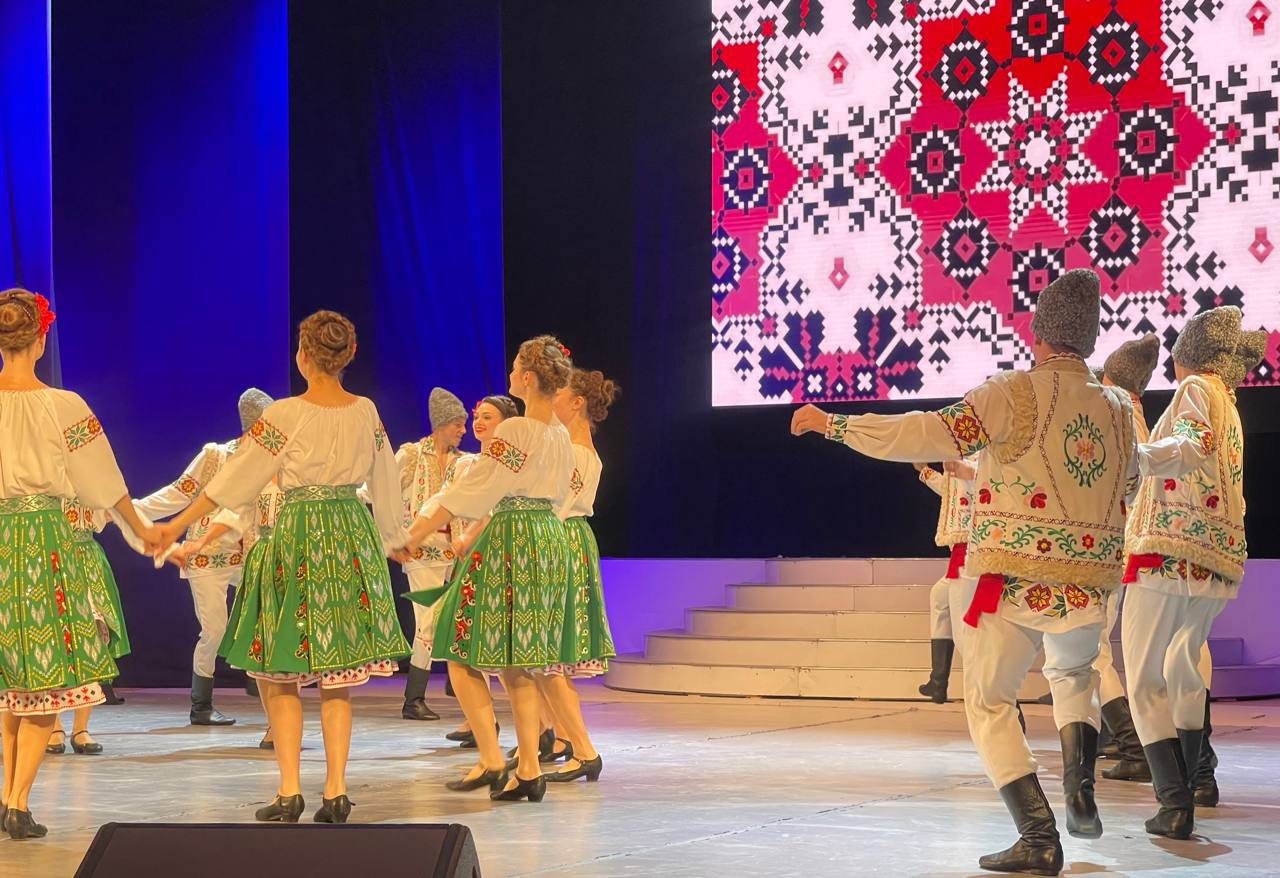 Фабрика, где каждое изделие - результат труда и любви к делу, отпраздновала большой юбилей Фабрика, где каждое изделие - результат труда и любви к делу, отпраздновала большой юбилей