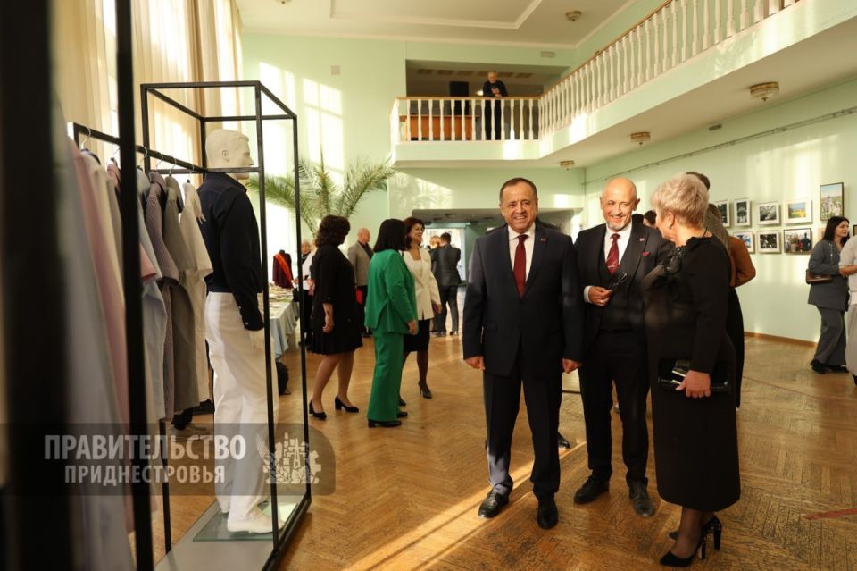 Фабрике «Одема» — 80 лет. Во Дворце Республики отметили юбилей одного из флагманов лёгкой промышленности Приднестровья — фабрики «Одема» им. В. Соловьёвой