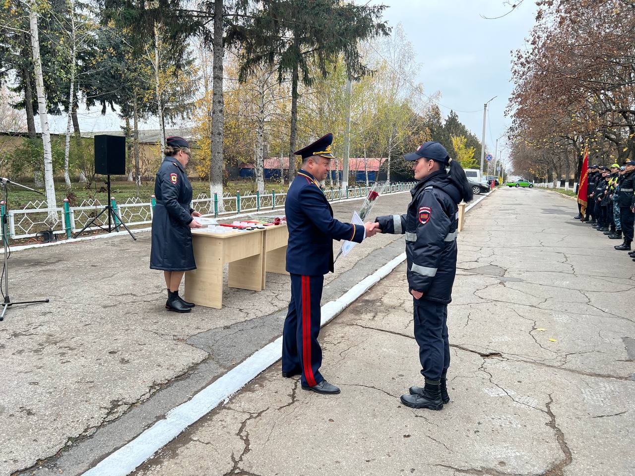 В канун Дня милиции сотрудники Рыбницкого отдела внутренних дел приняли поздравления с профессиональным праздником В канун Дня милиции сотрудники Рыбницкого отдела внутренних дел приняли поздравления с профессиональным праздником