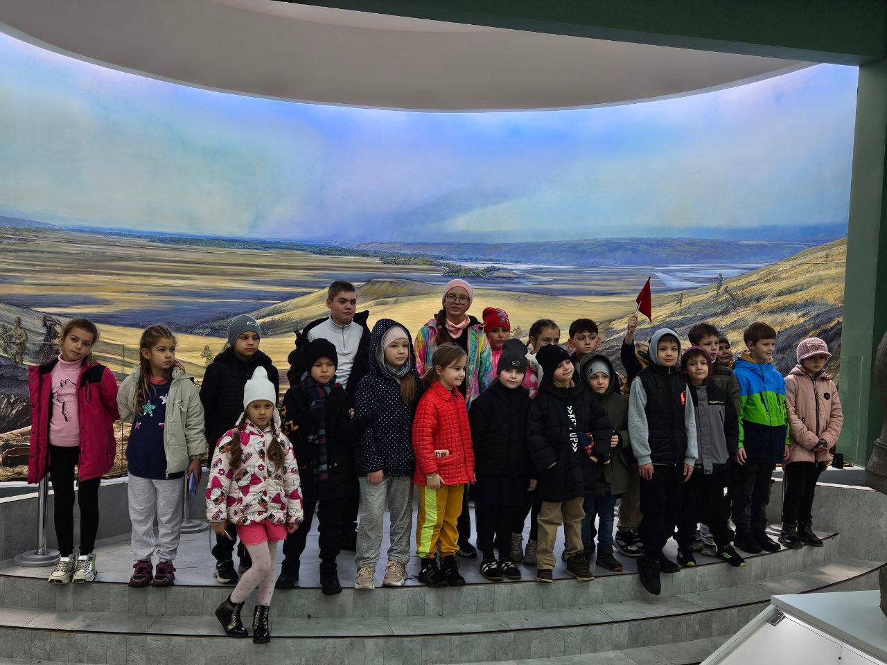 Накануне ребята посетили Приднестровский государственный историко- краеведческий музей Накануне ребята посетили Приднестровский государственный историко- краеведческий музей