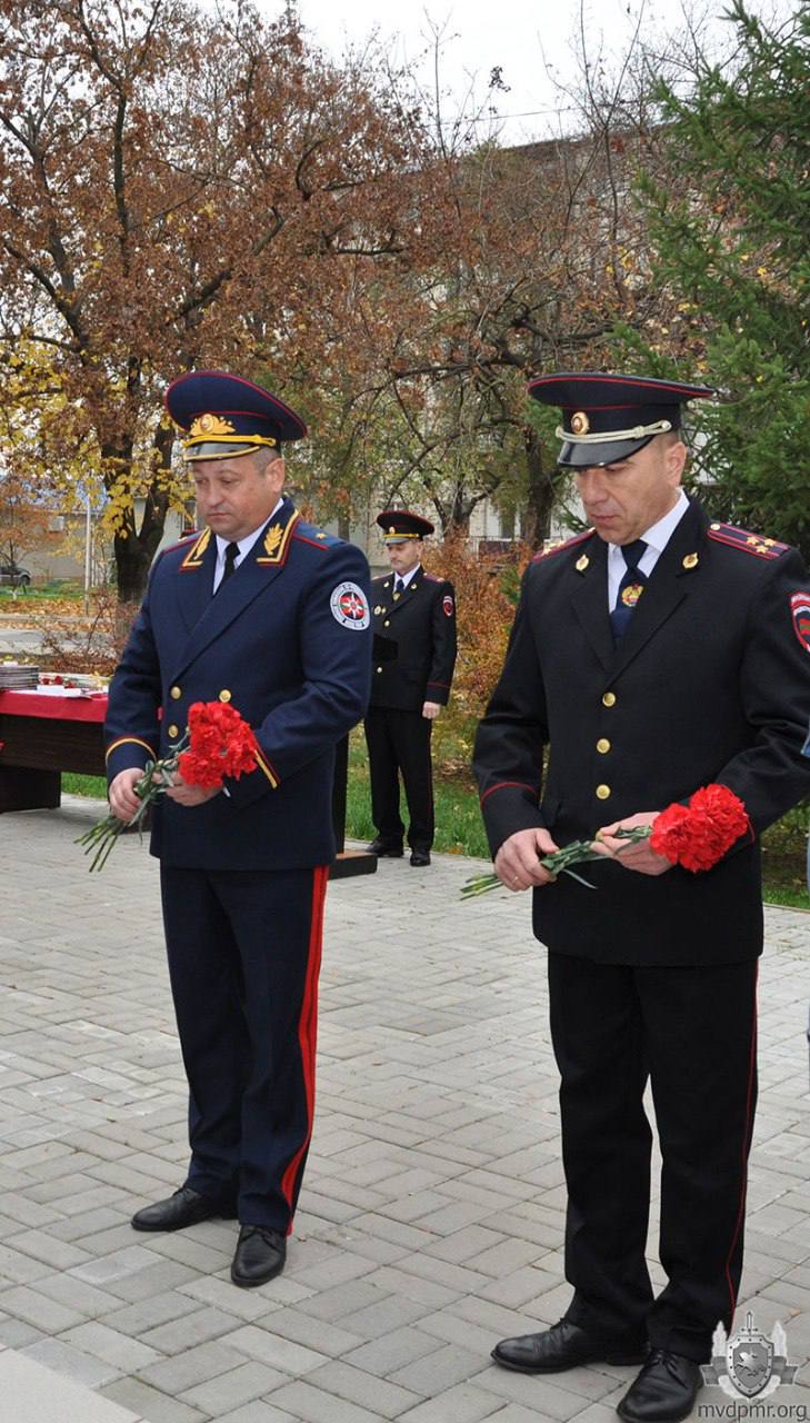 Всегда на службе во имя закона и справедливости Всегда на службе во имя закона и справедливости
