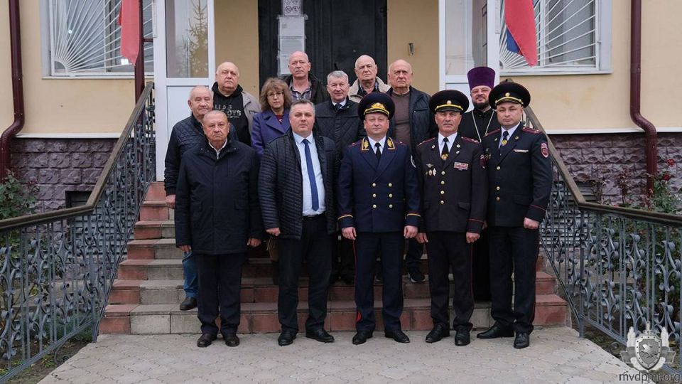 Чествовали сотрудников милиции и ветеранов