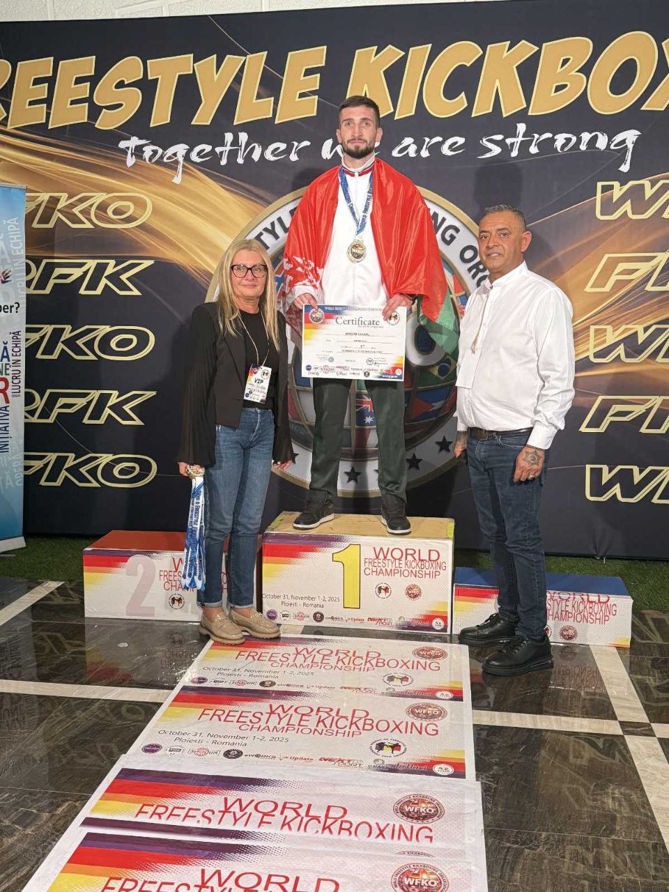 Завершились финальные поединки чемпионата мира по кикбоксингу WKF/WFKO Завершились финальные поединки чемпионата мира по кикбоксингу WKF/WFKO